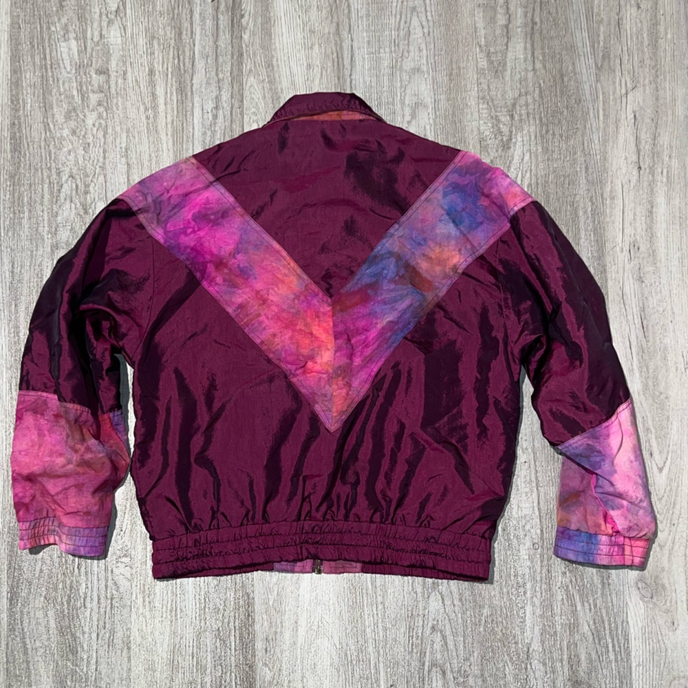 Vintage Beyond Performance metallic maroon windbreaker - Picture 5 of 17